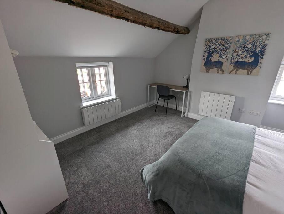 31 High Street - Modern & Stylish 2-Bed Apartment - Inc Parking Husbands Bosworth Εξωτερικό φωτογραφία