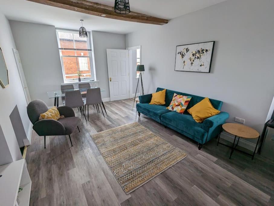 31 High Street - Modern & Stylish 2-Bed Apartment - Inc Parking Husbands Bosworth Εξωτερικό φωτογραφία